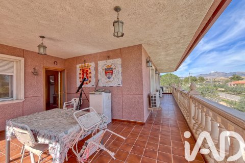 House à vendre à Alicante, Espagne, 5 chambres, 390 m2 No. 172919 - photo 4