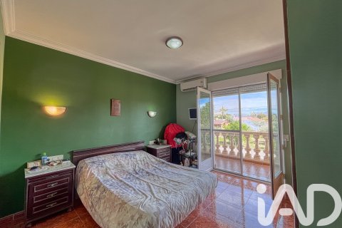 House à vendre à Alicante, Espagne, 5 chambres, 390 m2 No. 172919 - photo 14