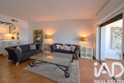 Apartamento en venta en Marbella, Málaga, España 1 dormitorio, 95 m2 No. 172918 - foto 5