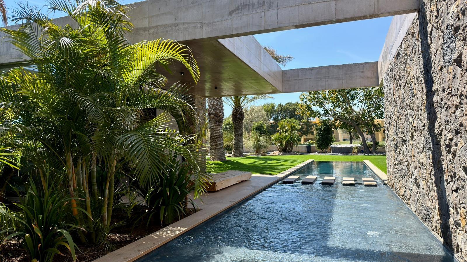 Villa in Alicante, Spain 3 bedrooms, 300 sq.m. No. 179395