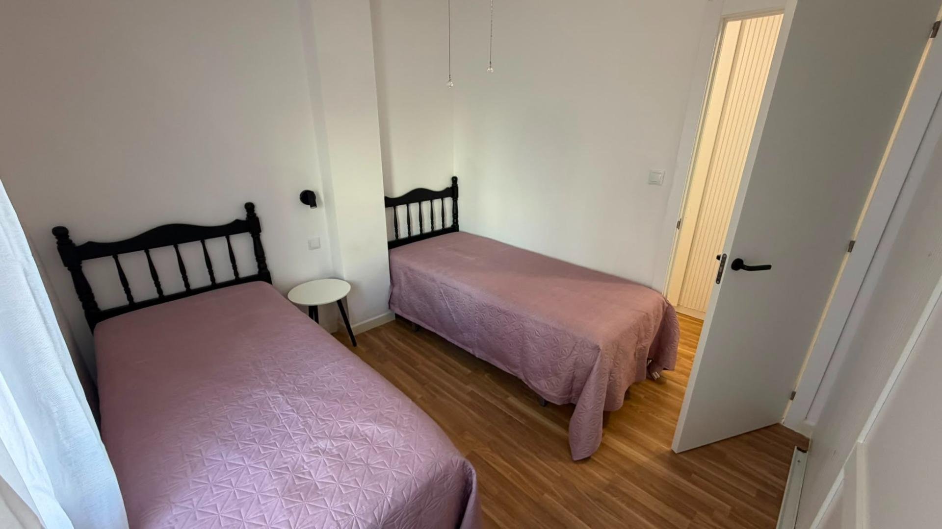 Apartamento en Torrevieja, Alicante, España 3 dormitorios, 99 m2 No. 179399