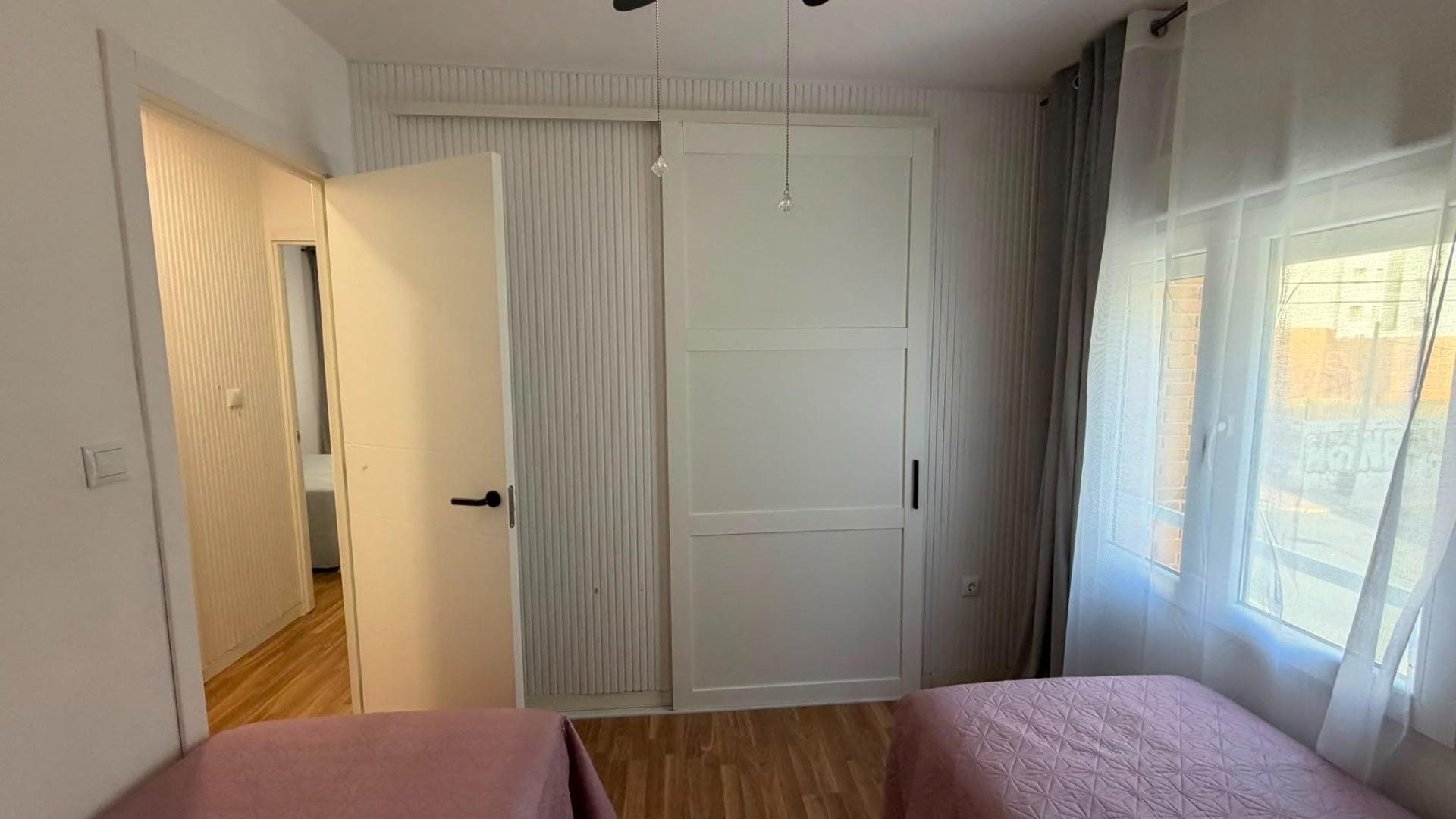 Apartamento en Torrevieja, Alicante, España 3 dormitorios, 99 m2 No. 179399