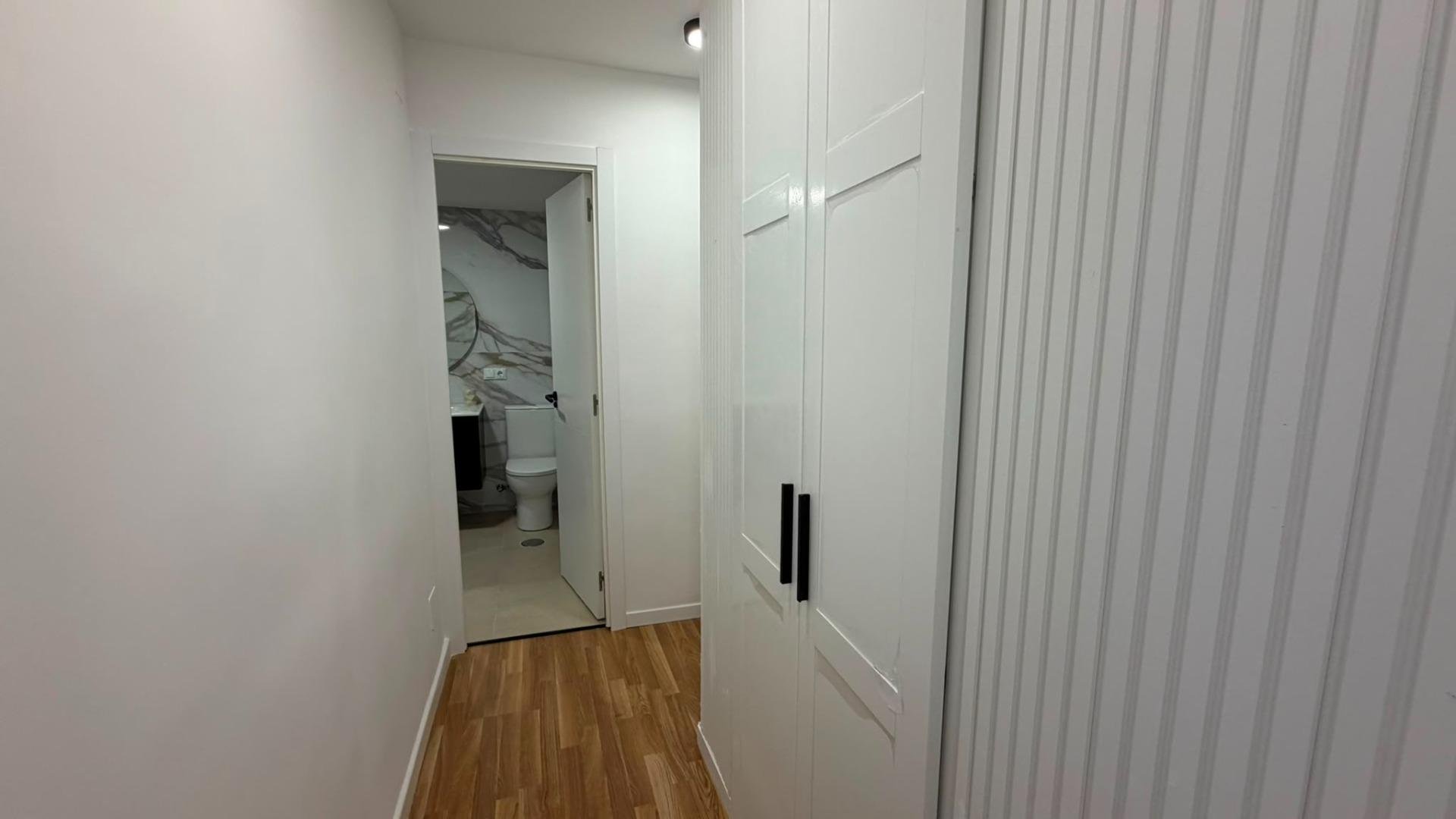 Apartamento en Torrevieja, Alicante, España 3 dormitorios, 99 m2 No. 179399
