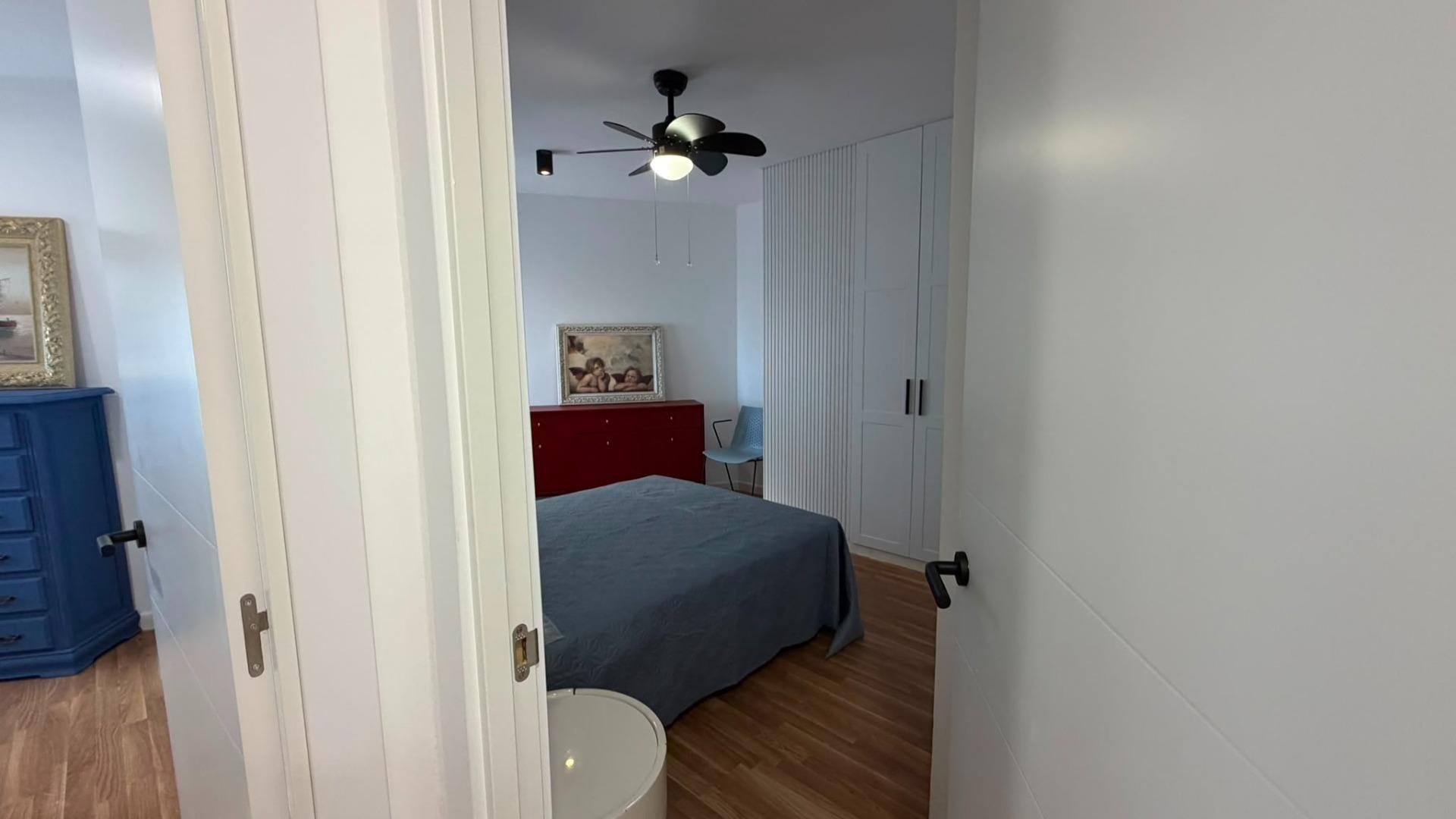 Apartamento en Torrevieja, Alicante, España 3 dormitorios, 99 m2 No. 179399