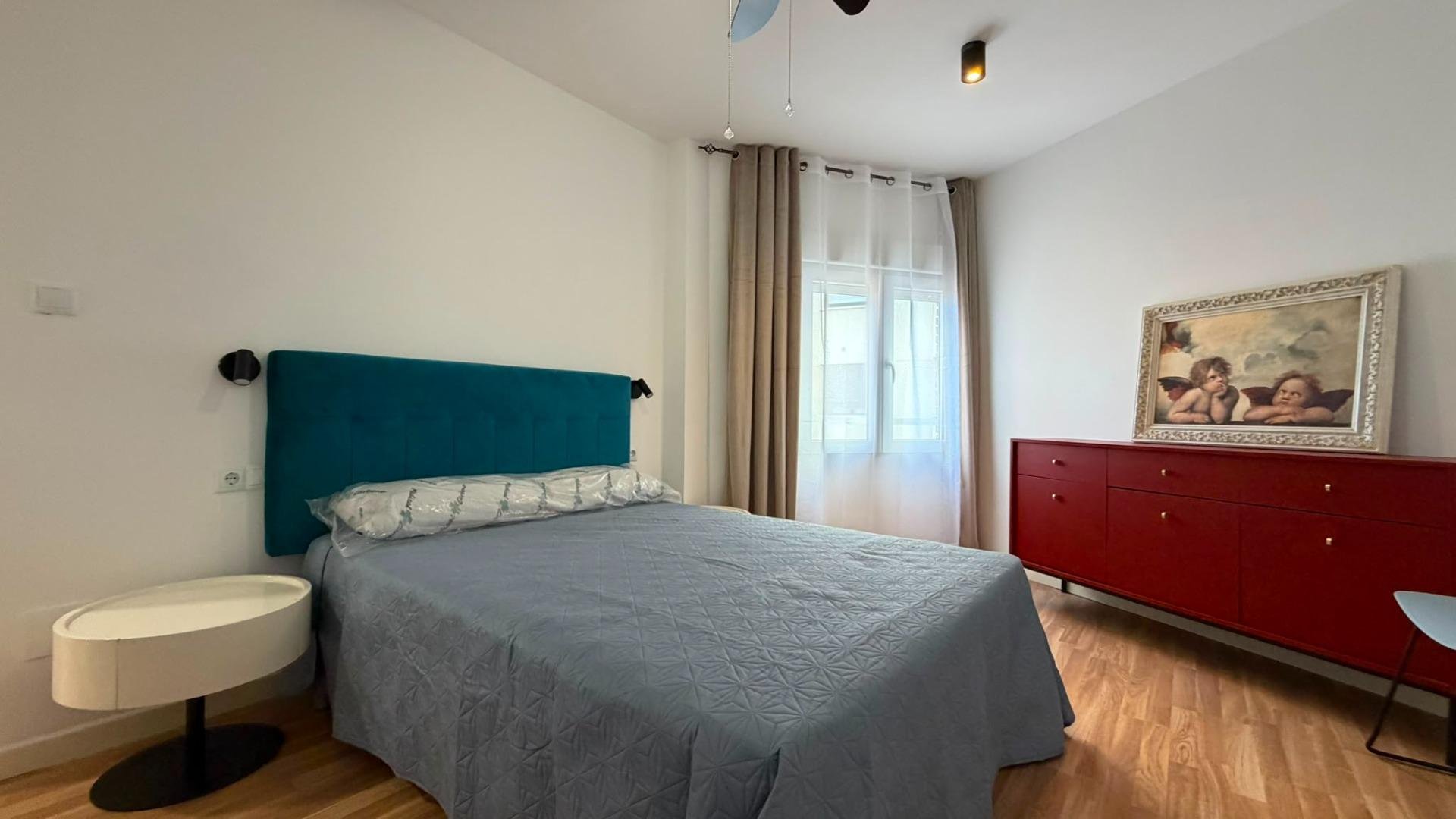 Apartamento en Torrevieja, Alicante, España 3 dormitorios, 99 m2 No. 179399