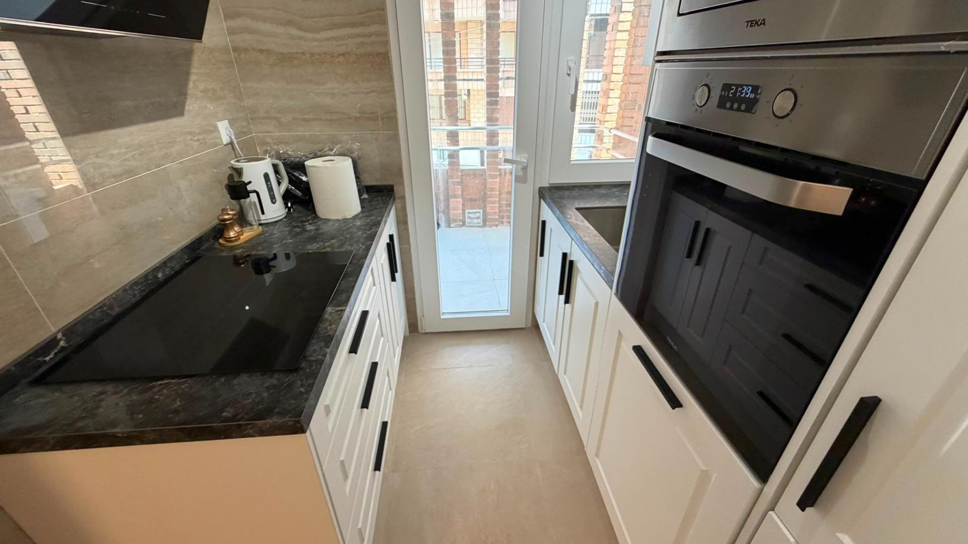 Apartamento en Torrevieja, Alicante, España 3 dormitorios, 99 m2 No. 179399