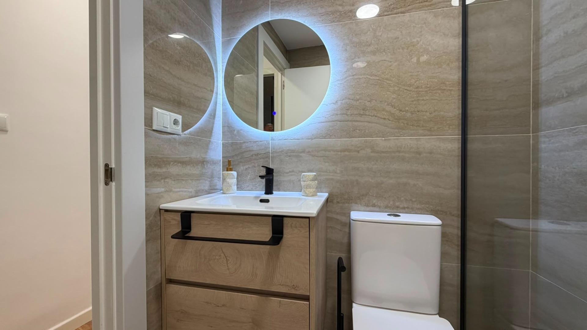 Apartamento en Torrevieja, Alicante, España 3 dormitorios, 99 m2 No. 179399