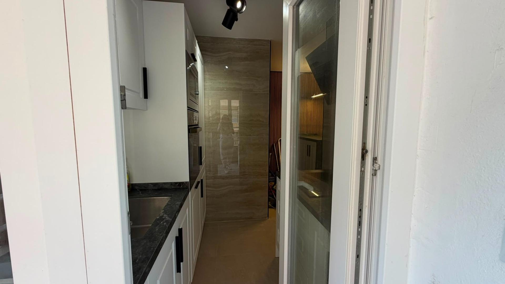 Apartamento en Torrevieja, Alicante, España 3 dormitorios, 99 m2 No. 179399