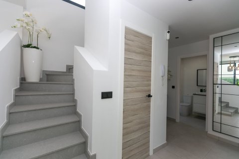 Villa till salu i Villamartin, Alicante, Spanien 103 kvm. Nr. 179394 - foto 5