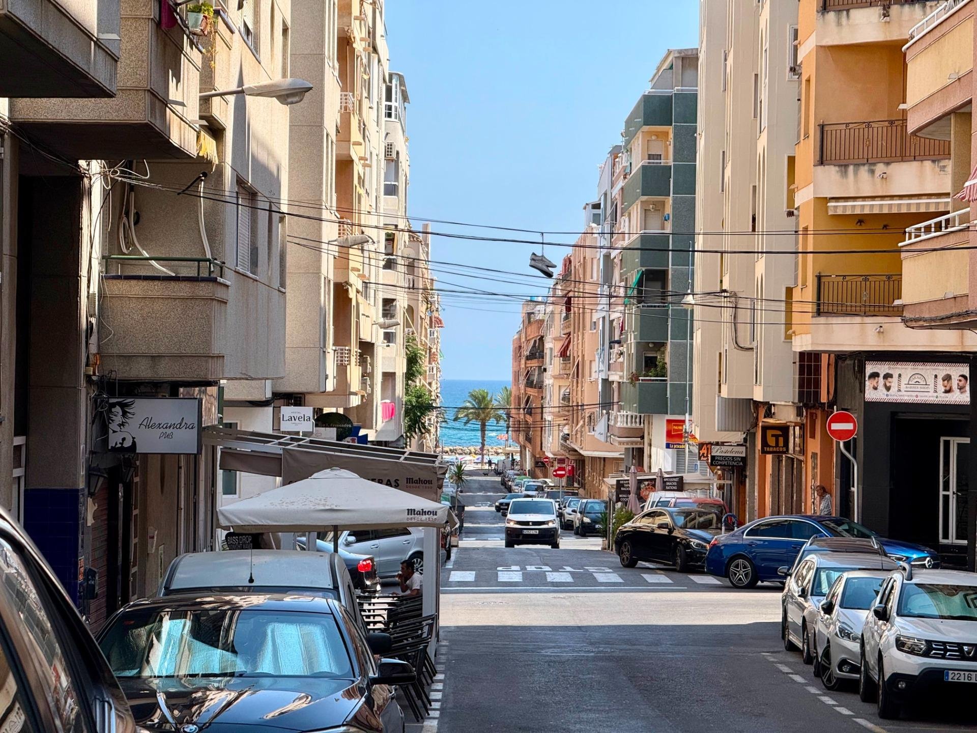 Kattohuoneisto Torrevieja, Alicante, Espanja 2 makuuhuonetta, 66 m2 No. 179396