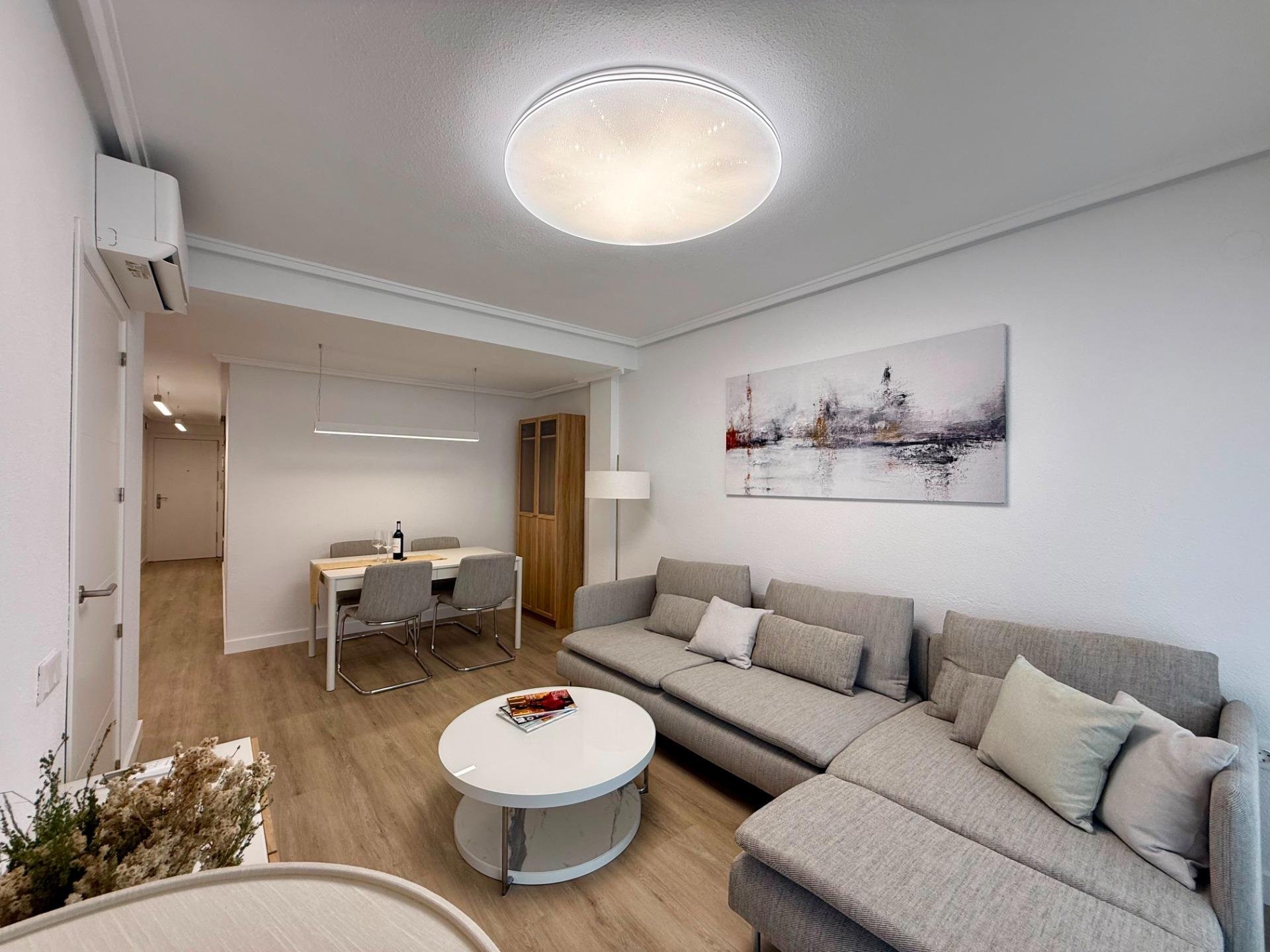 Kattohuoneisto Torrevieja, Alicante, Espanja 2 makuuhuonetta, 66 m2 No. 179396