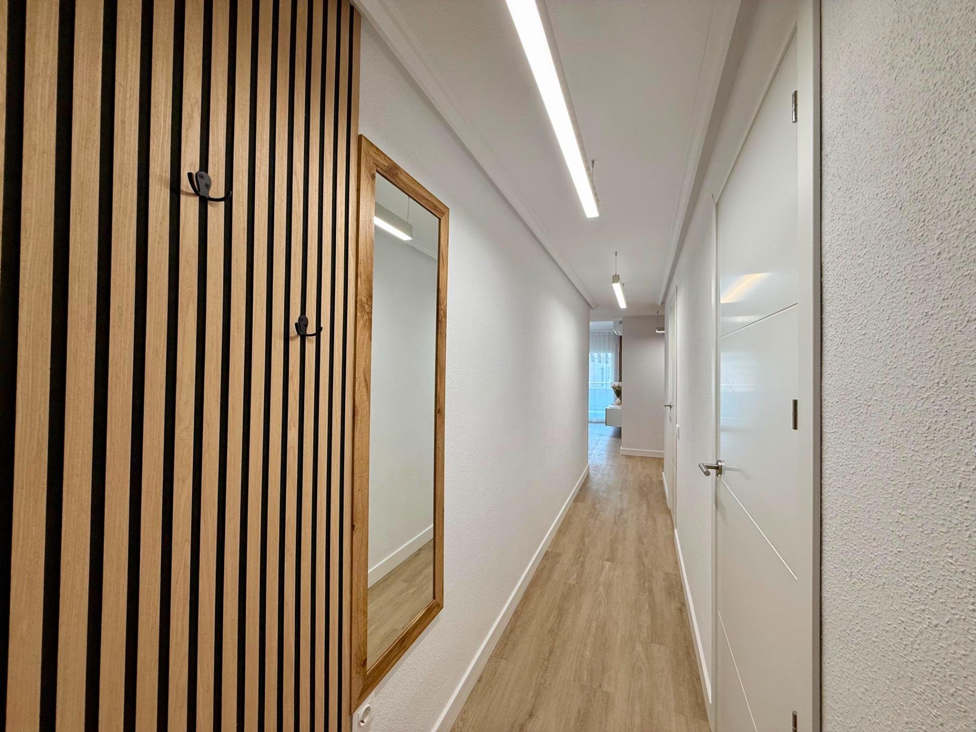 Kattohuoneisto Torrevieja, Alicante, Espanja 2 makuuhuonetta, 66 m2 No. 179396