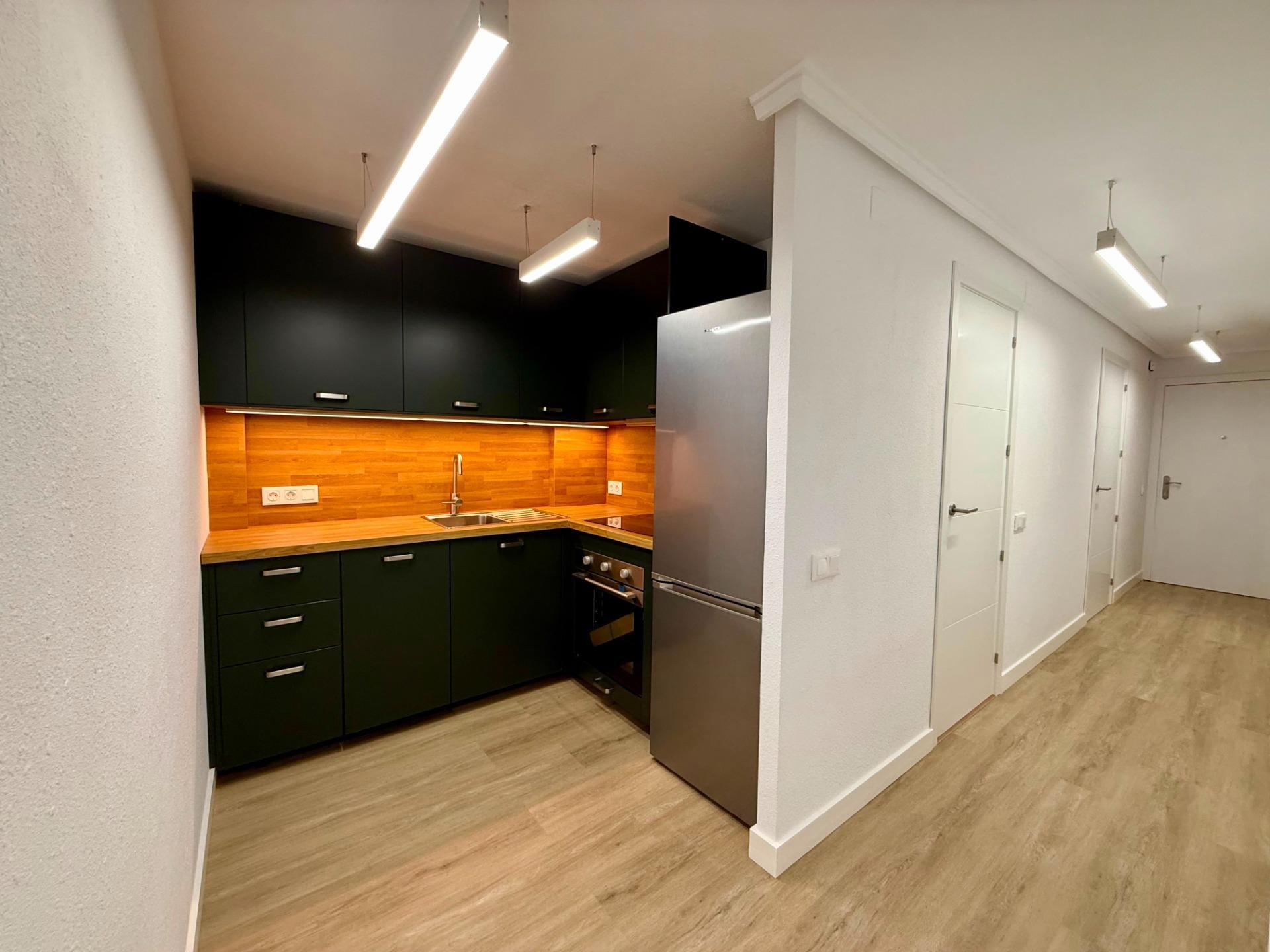 Kattohuoneisto Torrevieja, Alicante, Espanja 2 makuuhuonetta, 66 m2 No. 179396