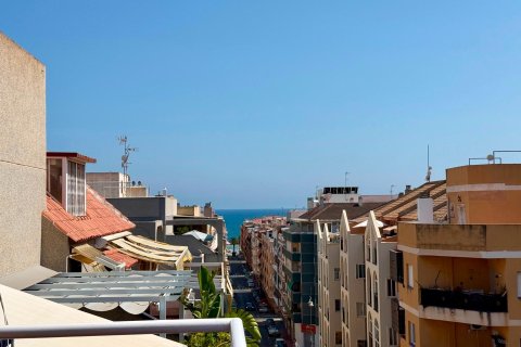 Attico a Torrevieja, Alicante, Spagna 2 camere da letto, 66 mq. N° 179396