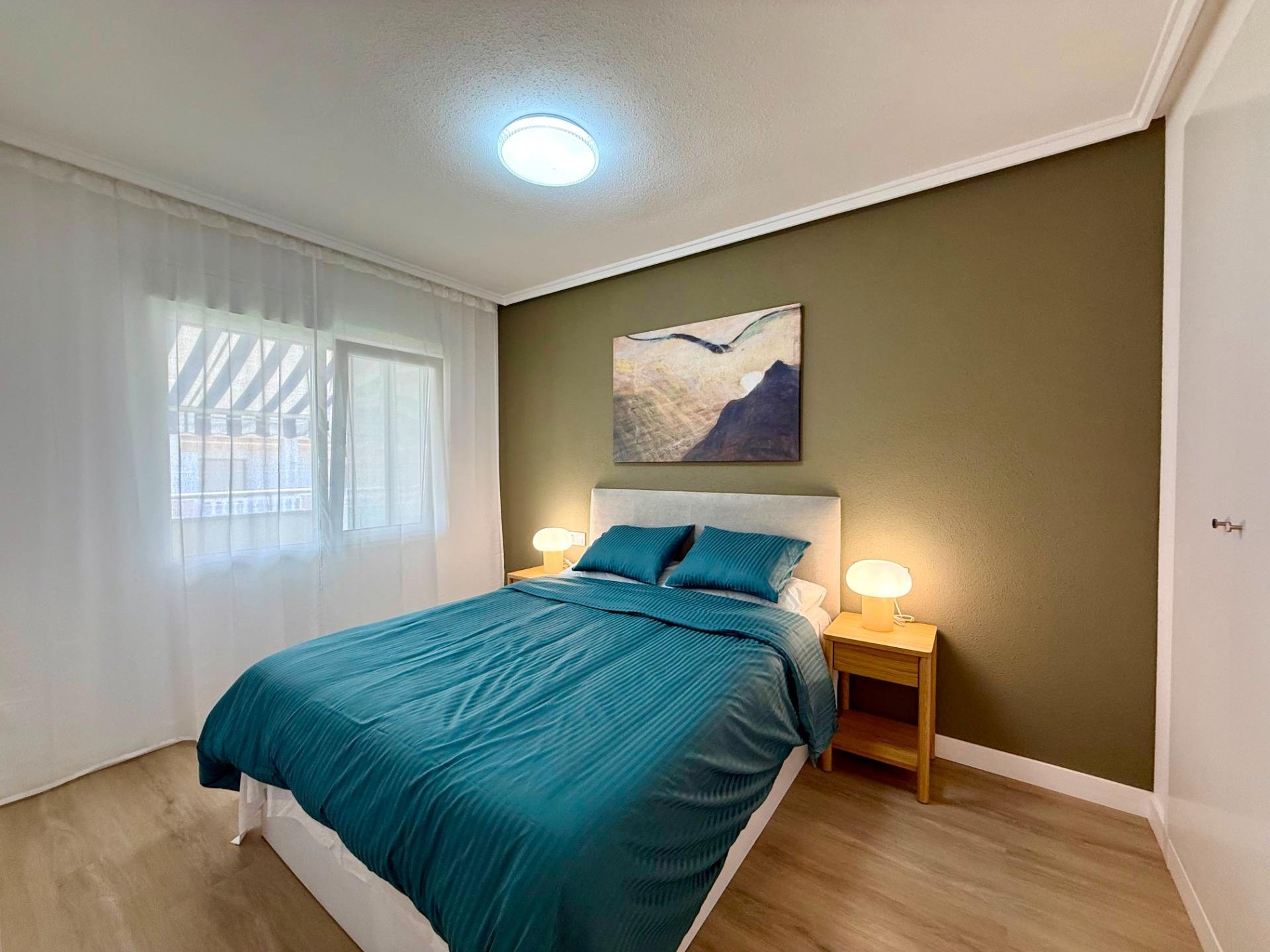 Kattohuoneisto Torrevieja, Alicante, Espanja 2 makuuhuonetta, 66 m2 No. 179396