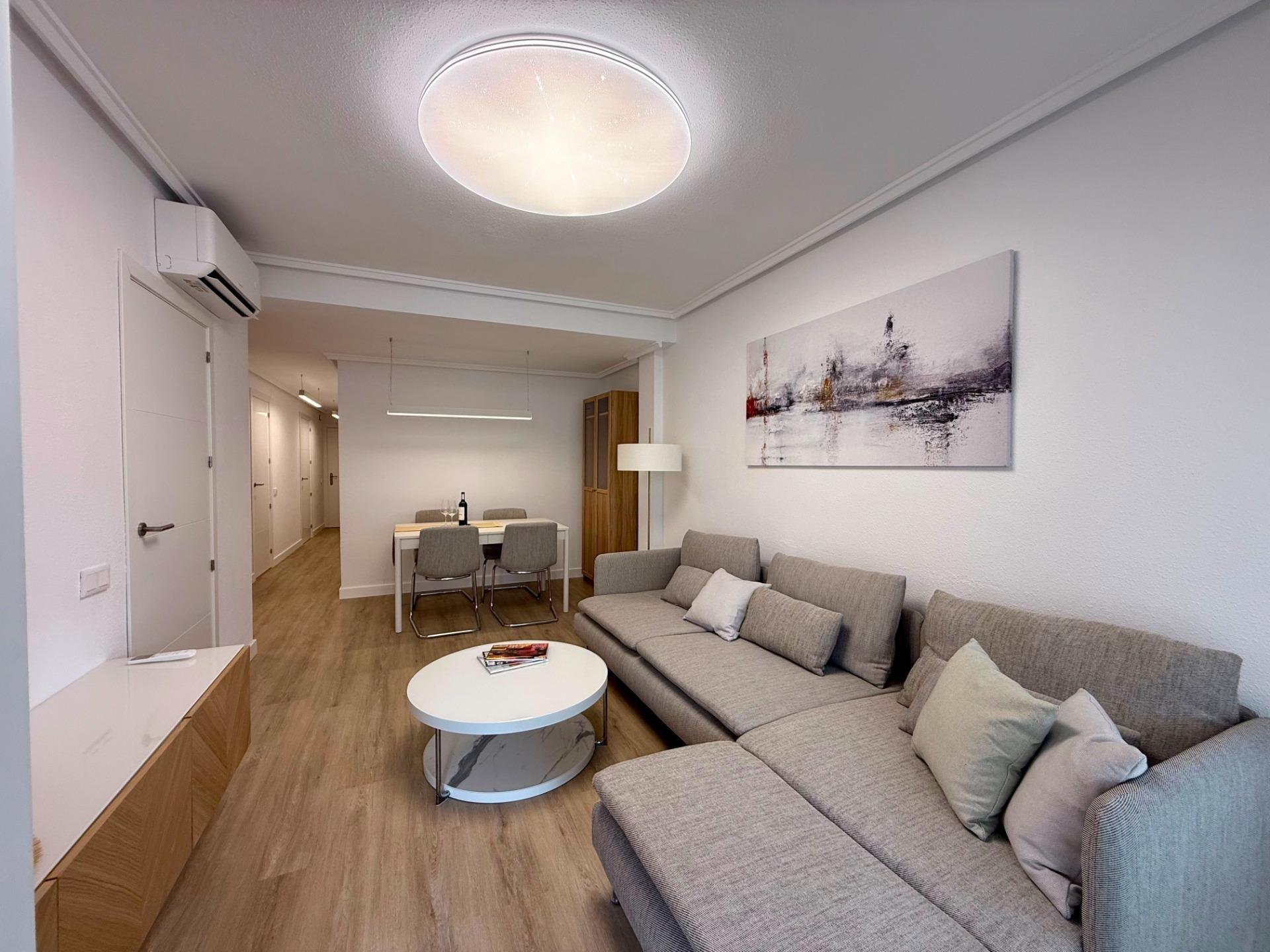 Kattohuoneisto Torrevieja, Alicante, Espanja 2 makuuhuonetta, 66 m2 No. 179396