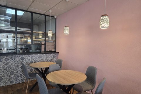 Gewerbeimmobilien zum Verkauf in El Campello, Alicante, Spanien 2 Schlafzimmer, 85 m2 Nr. 179398 - Foto 7