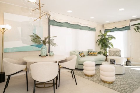 Apartment for sale in Torremolinos, Malaga, Spain 4 bedrooms, 170.14 sq.m. No. 174738 - photo 7