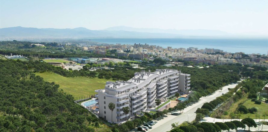 Apartment in Torremolinos, Malaga, Spain 4 bedrooms, 170.14 sq.m. No. 174738