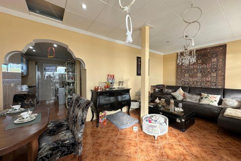 Dzīvoklis pārdošanā Calpe, Alicante, Spānijā 55 m2 Nr. 133047 - attēls 3