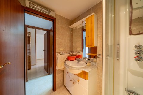 Lägenhet till salu Alicante, Spanien 2 sovrum, 111 kvm. Nr. 133052 - foto 18