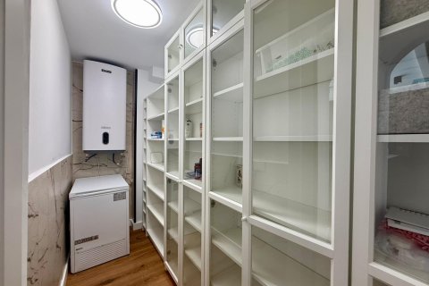 Penthouse for sale in Guardamar del Segura, Alicante, Spain 4 bedrooms, 150 sq.m. No. 166034 - photo 26