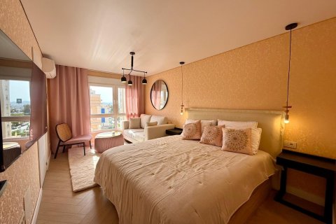 Penthouse for sale in Guardamar del Segura, Alicante, Spain 4 bedrooms, 150 sq.m. No. 166034 - photo 4