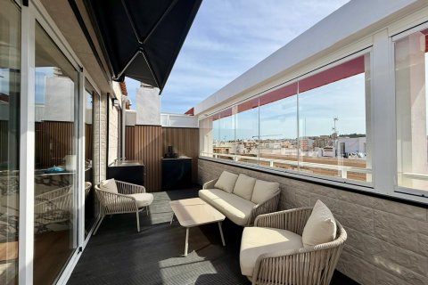 Penthouse for sale in Guardamar del Segura, Alicante, Spain 4 bedrooms, 150 sq.m. No. 166034 - photo 23