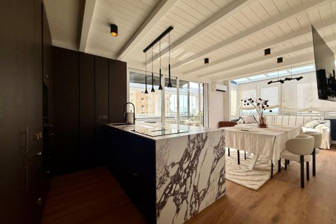 Penthouse for sale in Guardamar del Segura, Alicante, Spain 4 bedrooms, 150 sq.m. No. 166034 - photo 7