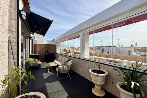 Penthouse for sale in Guardamar del Segura, Alicante, Spain 4 bedrooms, 150 sq.m. No. 166034 - photo 5