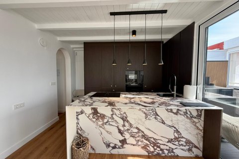 Penthouse for sale in Guardamar del Segura, Alicante, Spain 4 bedrooms, 150 sq.m. No. 166034 - photo 9