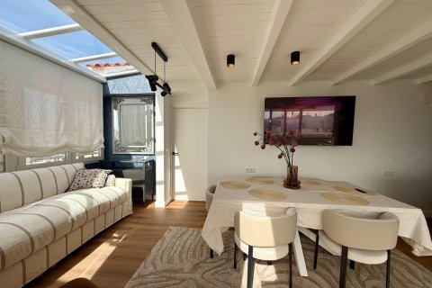 Penthouse for sale in Guardamar del Segura, Alicante, Spain 4 bedrooms, 150 sq.m. No. 166034 - photo 14