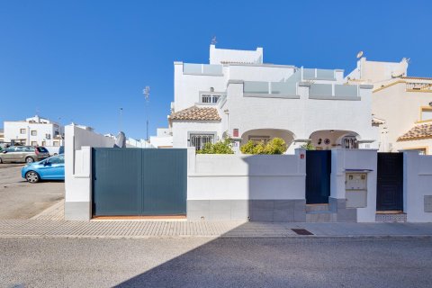 House for sale in La Florida, Alicante, Spain 2 bedrooms, 90 sq.m. No. 166037 - photo 2