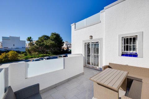 House for sale in La Florida, Alicante, Spain 2 bedrooms, 90 sq.m. No. 166037 - photo 18