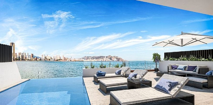 Apartamento en Vila Joiosa, Alicante, España 4 dormitorios, 297 m2 No. 136799