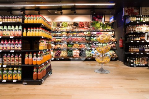 Retail store for sale in L'Eixample, Barcelona, Spain 691 sq.m. No. 151966 - photo 2