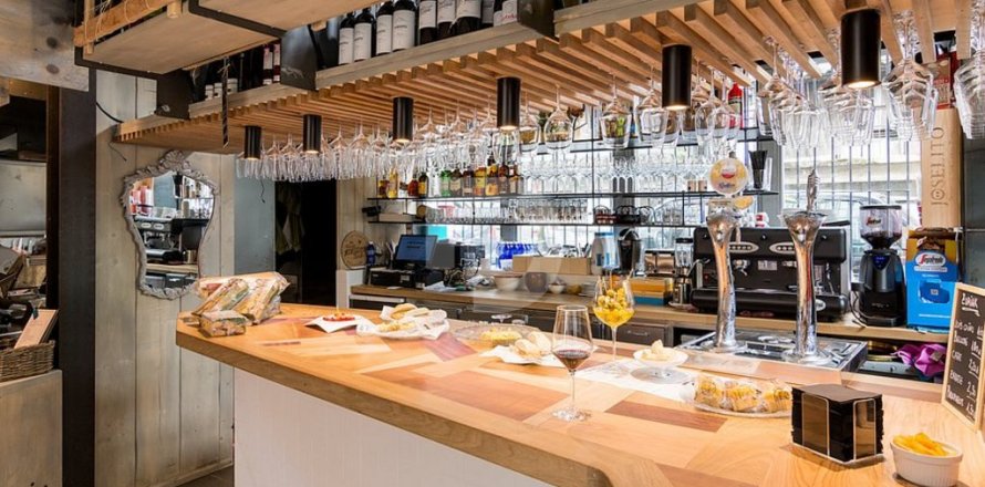 Кафе / ресторан в Старый город, Барселона, Испания 153м2 №151962