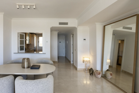 Apartment for sale Benahavis, Malaga, Spain 2 bedrooms, 103 sq.m. No. 109683 - photo 4