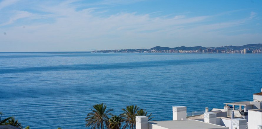 Apartment Benalmadena, Malaga, Spain 2 bedrooms, 98 sq.m. No. 109678