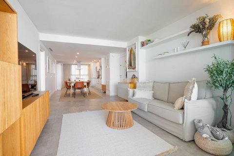 Apartment for sale Benalmadena, Malaga, Spain 2 bedrooms, 98 sq.m. No. 109678 - photo 8