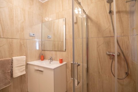 Huvila myytävänä San Miguel de Salinas, Alicante, Espanja, 4 makuuhuonetta, 302 m2 No. 194240 - kuva 28