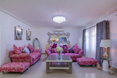 Huvila myytävänä San Miguel de Salinas, Alicante, Espanja, 4 makuuhuonetta, 302 m2 No. 194240 - kuva 5
