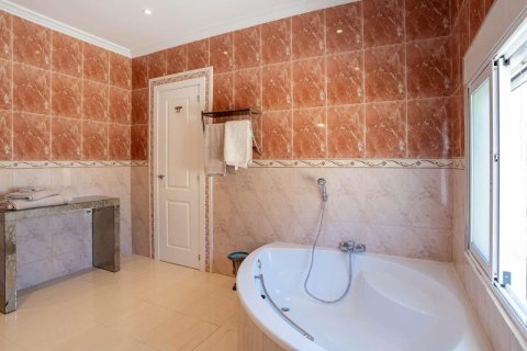 Huvila myytävänä San Miguel de Salinas, Alicante, Espanja, 4 makuuhuonetta, 302 m2 No. 194240 - kuva 19
