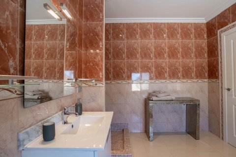 Huvila myytävänä San Miguel de Salinas, Alicante, Espanja, 4 makuuhuonetta, 302 m2 No. 194240 - kuva 20
