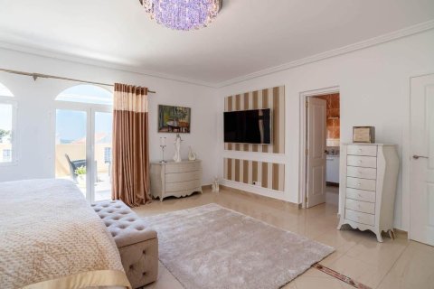 Huvila myytävänä San Miguel de Salinas, Alicante, Espanja, 4 makuuhuonetta, 302 m2 No. 194240 - kuva 18