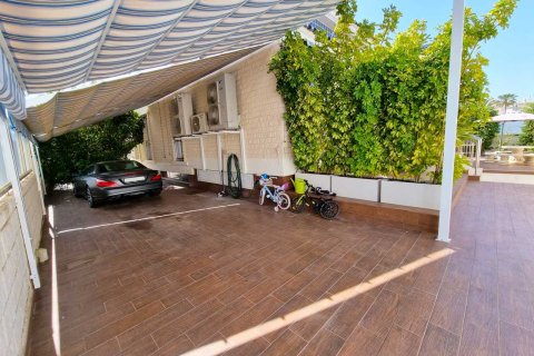 Huvila myytävänä La Mata, Alicante, Espanja, 5 makuuhuonetta, 469 m2 No. 194238 - kuva 18