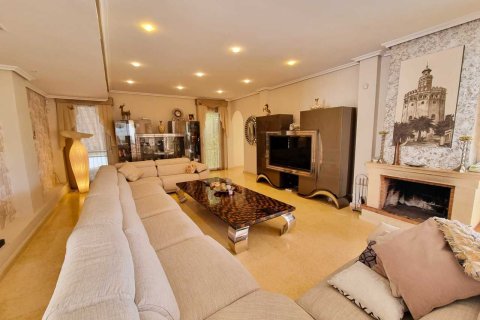 Huvila myytävänä La Mata, Alicante, Espanja, 5 makuuhuonetta, 469 m2 No. 194238 - kuva 3