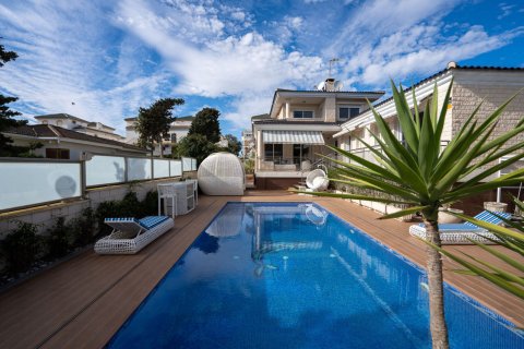 Huvila myytävänä La Mata, Alicante, Espanja, 5 makuuhuonetta, 469 m2 No. 194238 - kuva 22