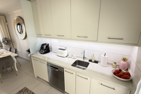 Kaupunkipientalo myytävänä Cabo Roig, Alicante, Espanja, 3 makuuhuonetta, No. 194237 - kuva 12