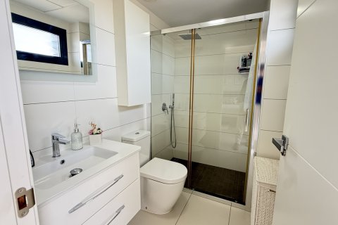 Kaupunkipientalo myytävänä Cabo Roig, Alicante, Espanja, 3 makuuhuonetta, No. 194237 - kuva 17